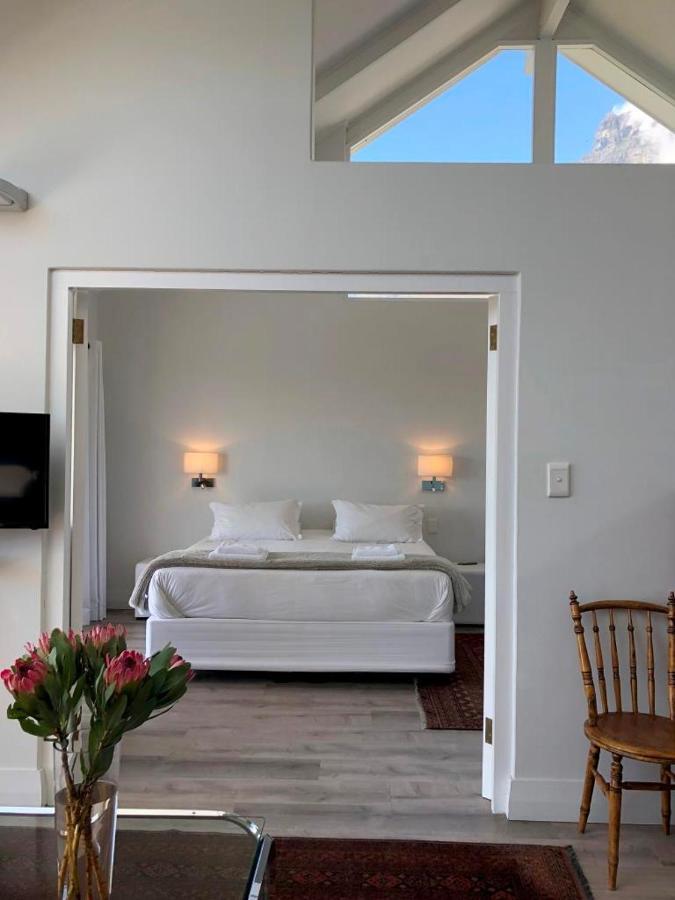 Camps Bay Loft With Stunning Mountain And Ocean Views Cidade Do Cabo Exterior foto