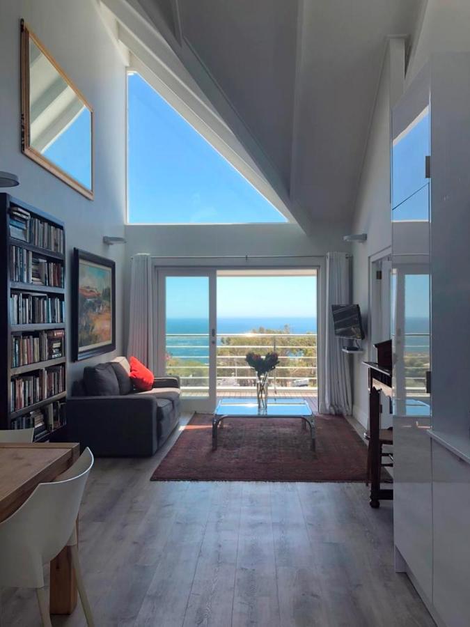 Camps Bay Loft With Stunning Mountain And Ocean Views Cidade Do Cabo Exterior foto